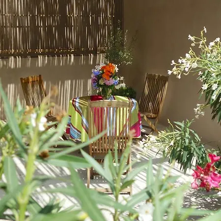 Le Clos Saint Elme 3*